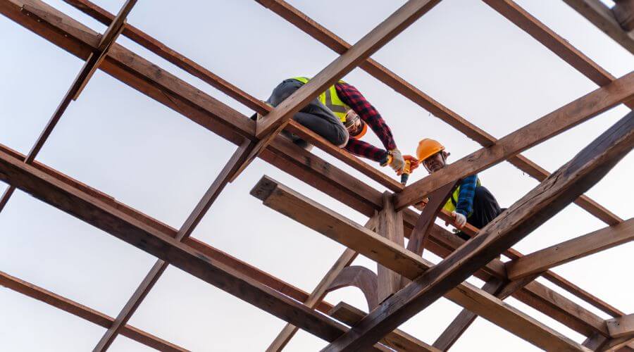 Professional gutter cleaning in Pinconning, MI